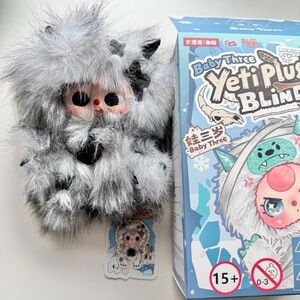 Baby Three Yeti Plush Pendant Duskgloom Fluff Grey Black Monster Charm